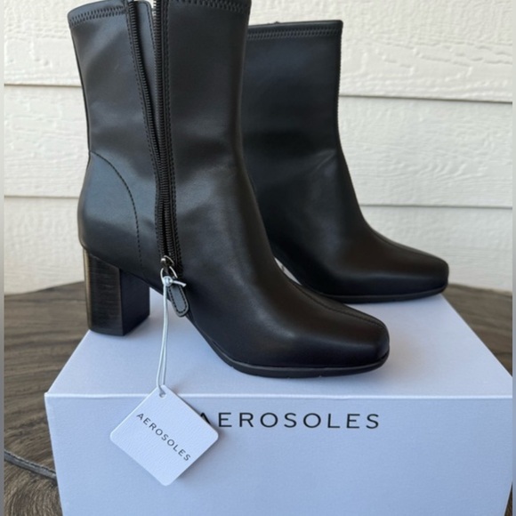 AEROSOLES Shoes - AEROSOLES Black Heeled Boots for Women 8W